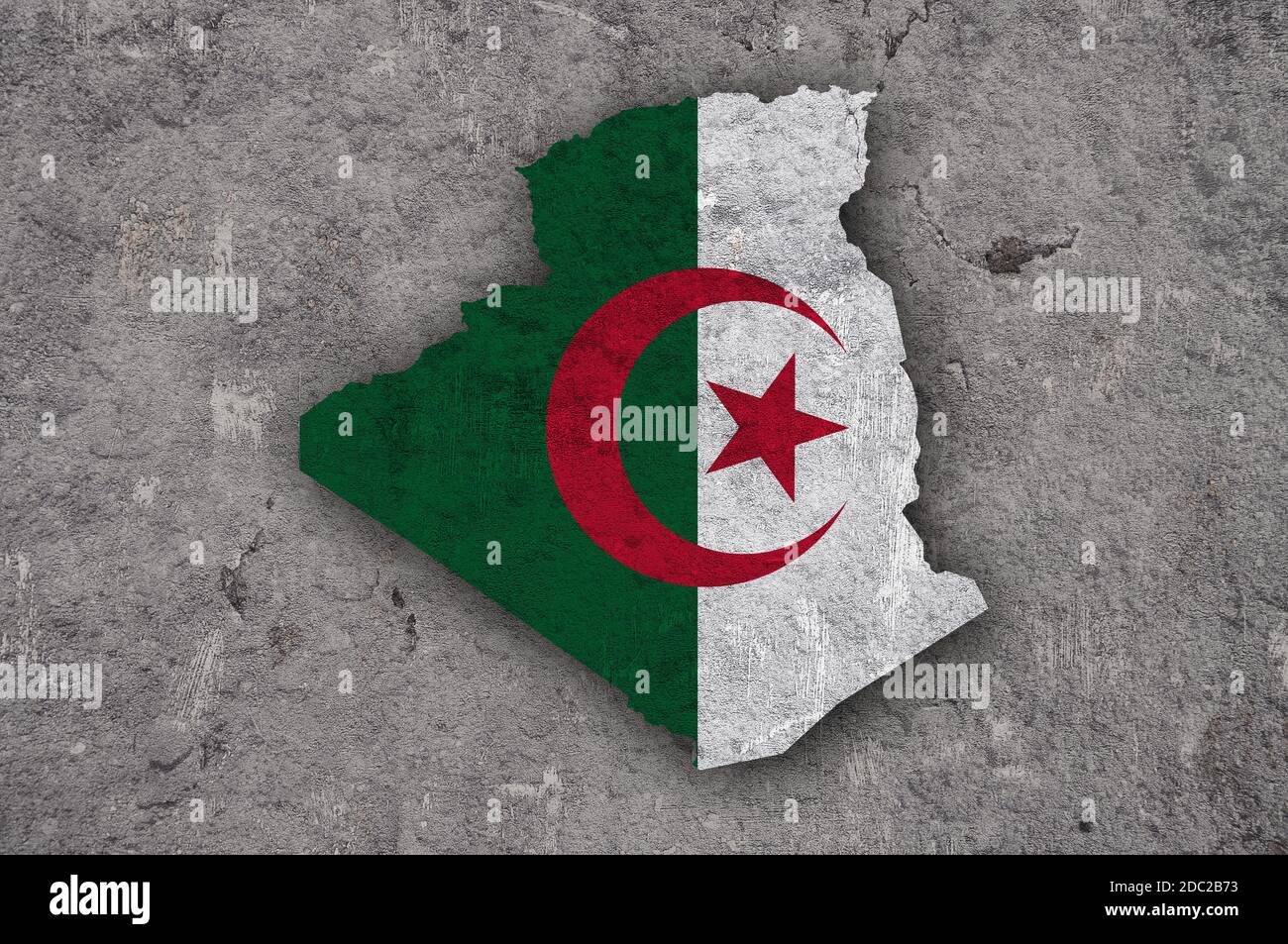 Map and flag of Algeria on weathered concrete Stock Photo - Alamy