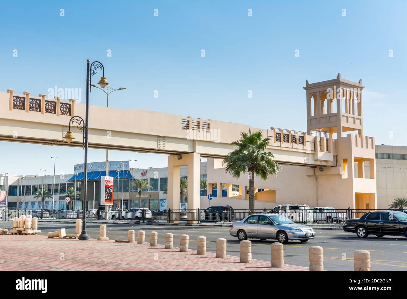 A footbridge with background of modern shopping mall near the corniche park  in Dammam city, Kingdom of Saudi Arabia Stock Photo - Alamy