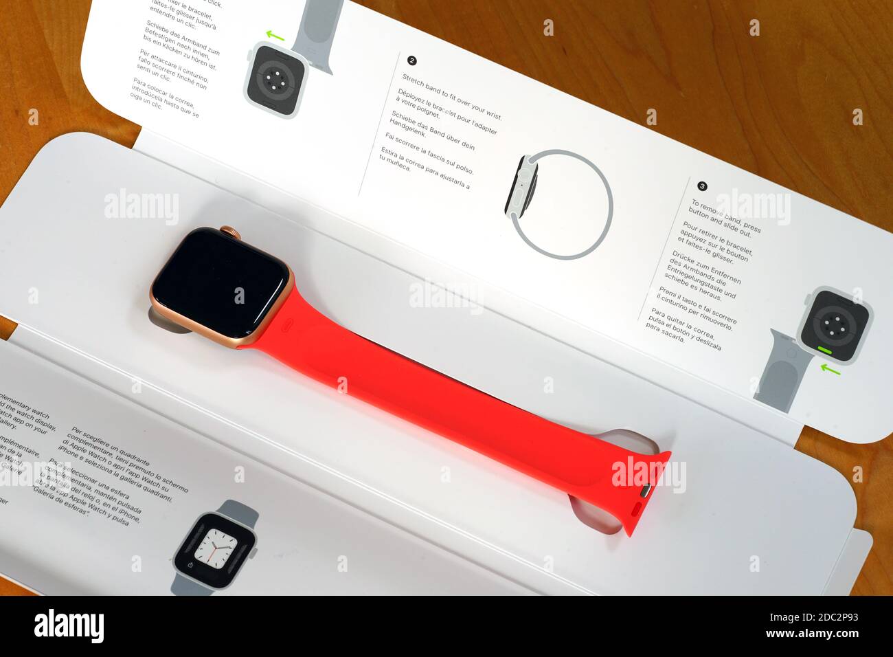 PRINCETON, NJ -17 NOV 2020- View of the unboxing of a new Apple Watch 6  from Apple in November 2020 Stock Photo - Alamy