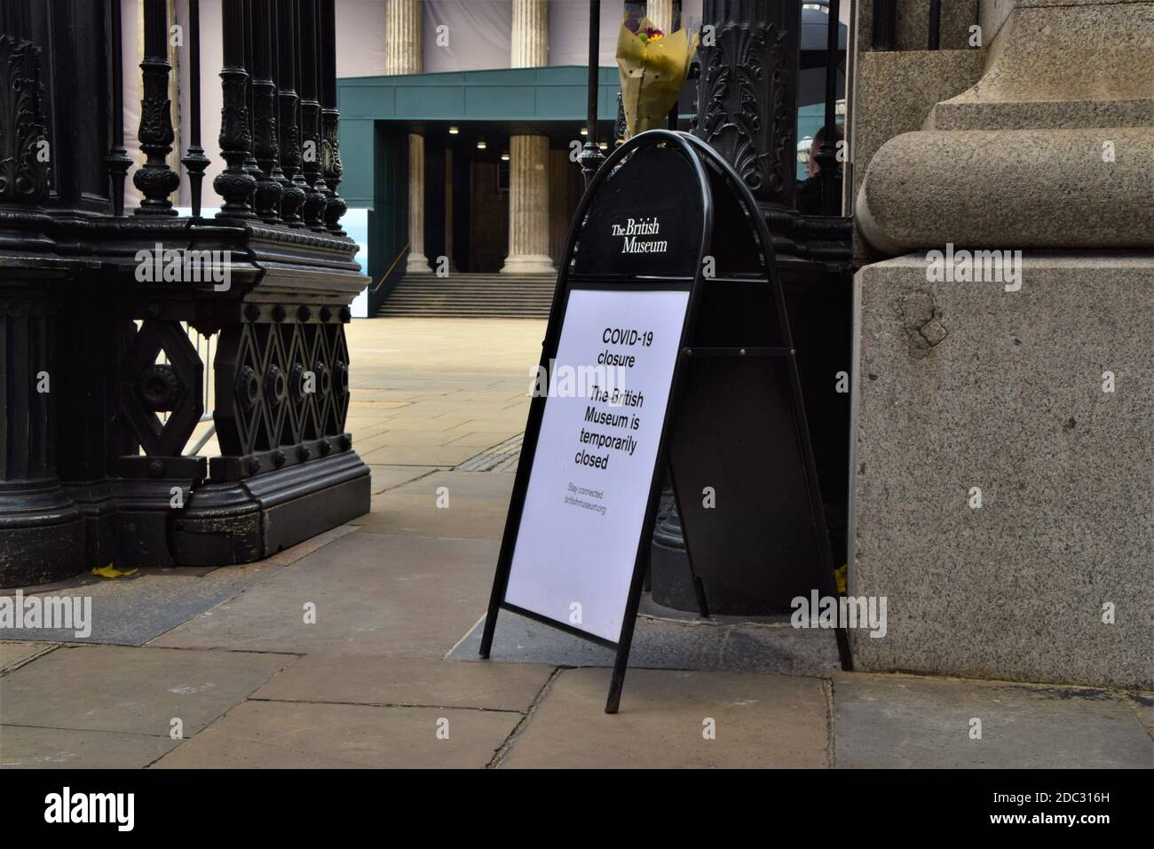 Detail of a COVID-19 Closure sign outside the British Museum during the second national lockdown in England. Stock Photo