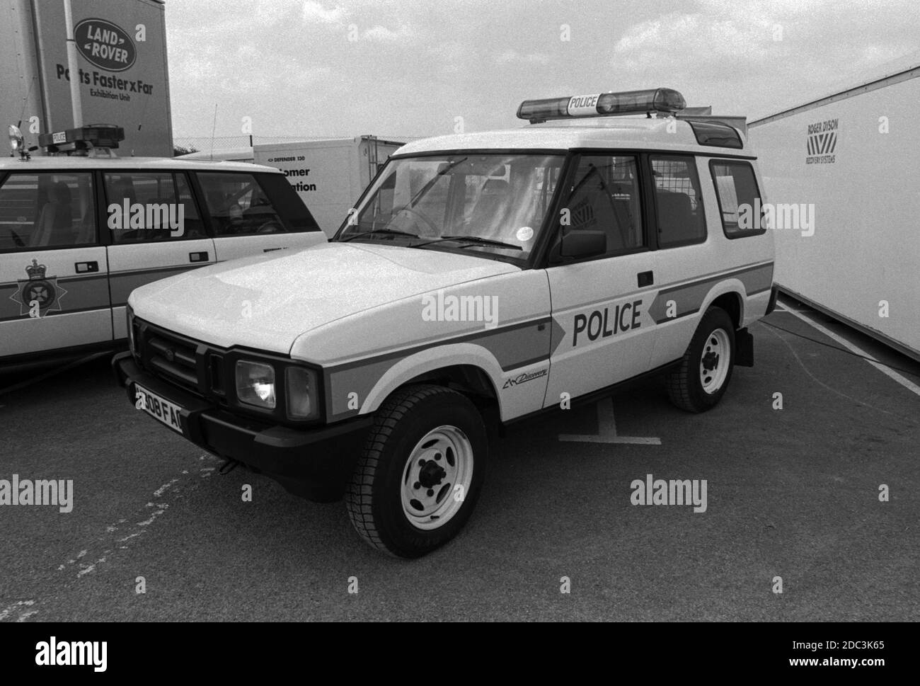 An early example of a Land Rover Discovery in Police livery at a Police Trade Show in Wiltshire 1990. UK. Stock Photo