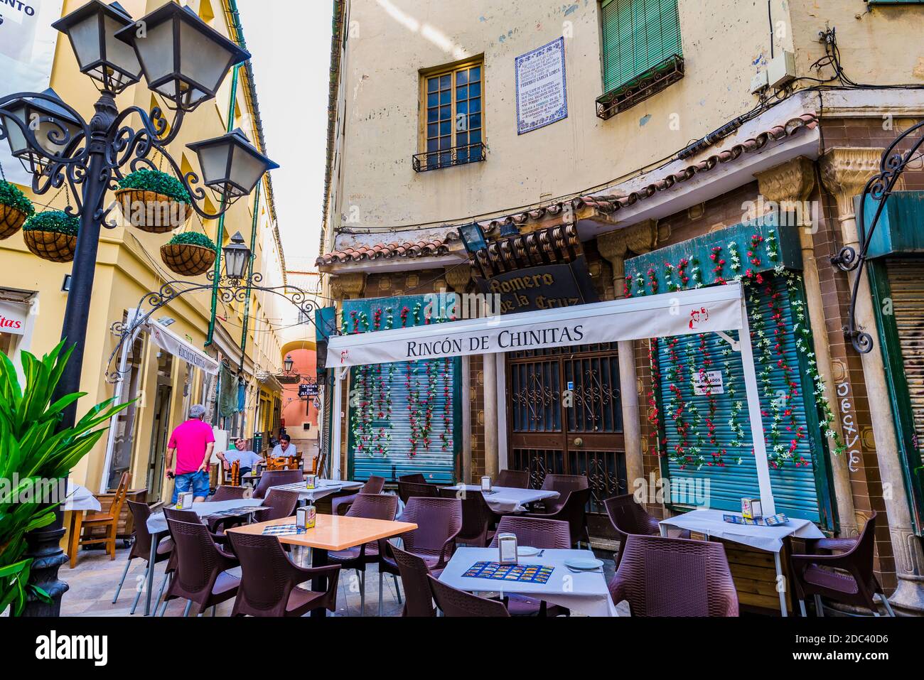 Romero de la Cruz Restaurant, former Cafe de Chinitas. The narrow street of the Passage of Chinitas - Pasaje de Chinitas. Málaga, Andalucía, Spain, Eu Stock Photo