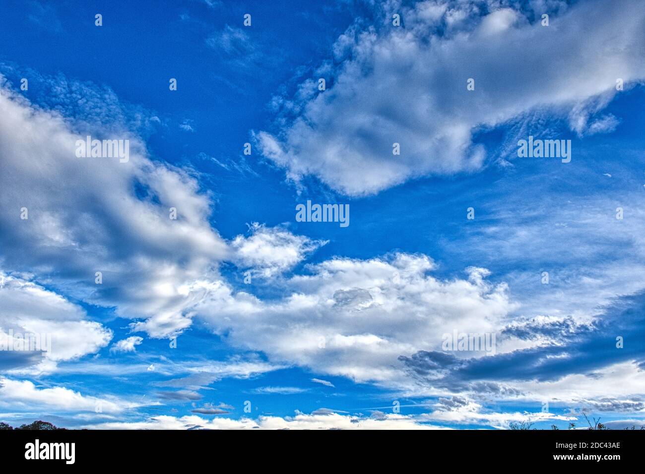 Wolke, Wolken, Himmel, Sommer, Jahreszeit, Himmel, Blau, weiß, Wetter, Struktur, Unwetter, Sturm, Wetterwandel, Veränderung, bedeckt, wolkig, bewölkt, Stock Photo