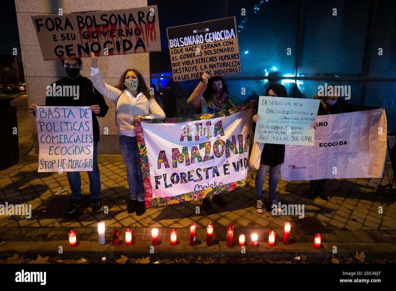 Madrid, Spain. 18th Nov, 2020. People protesting with placards against President of Brazil J. Bolsonaro and EU - Mercosur Trade agreement, calling for a stop to the violation of human rights and the destruction of nature. Credit: Marcos del Mazo/Alamy Live News Stock Photo
