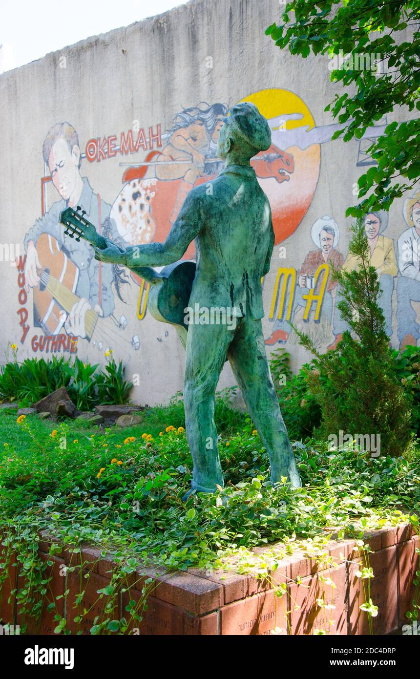 Woody Guthrie Statue in Okemah Stock Photo