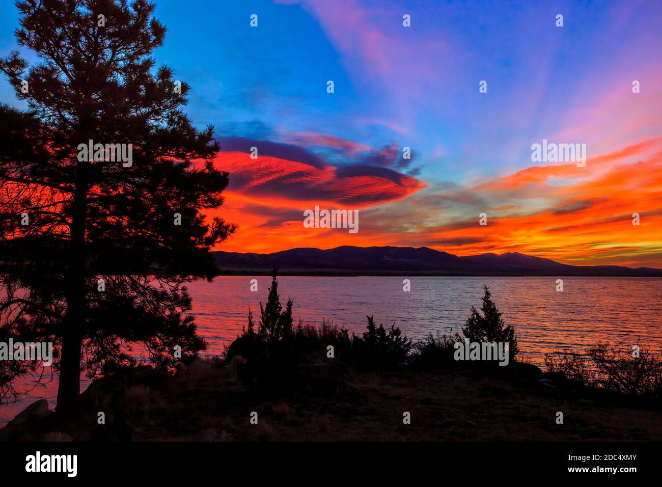 sunrise over canyon ferry lake winston, montana Stock Photo Alamy