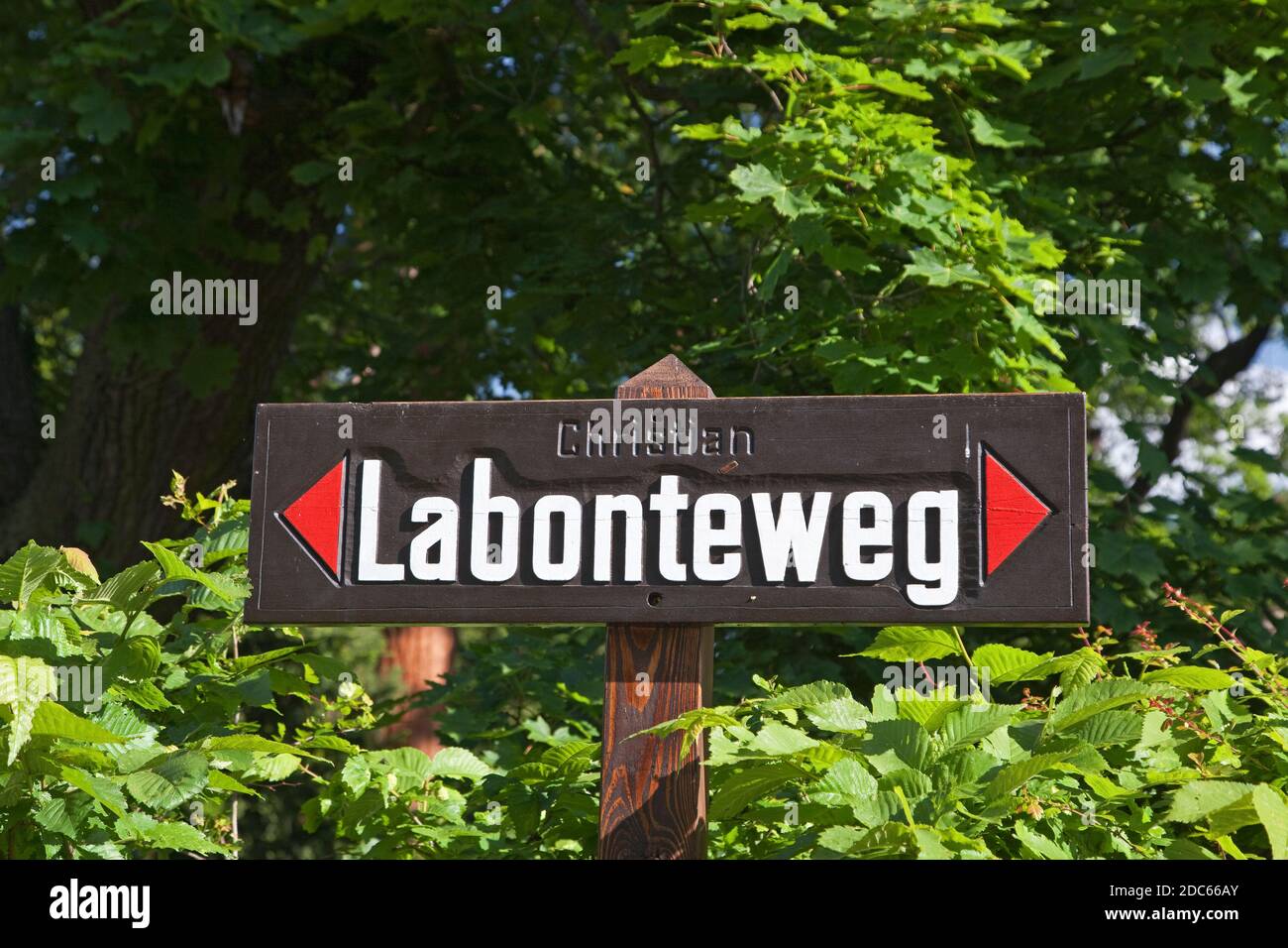 geography / travel, Germany, Hesse, Geisenheim, signpost Christian Labonteweg, Oestrich-Winkel, Upper , Additional-Rights-Clearance-Info-Not-Available Stock Photo