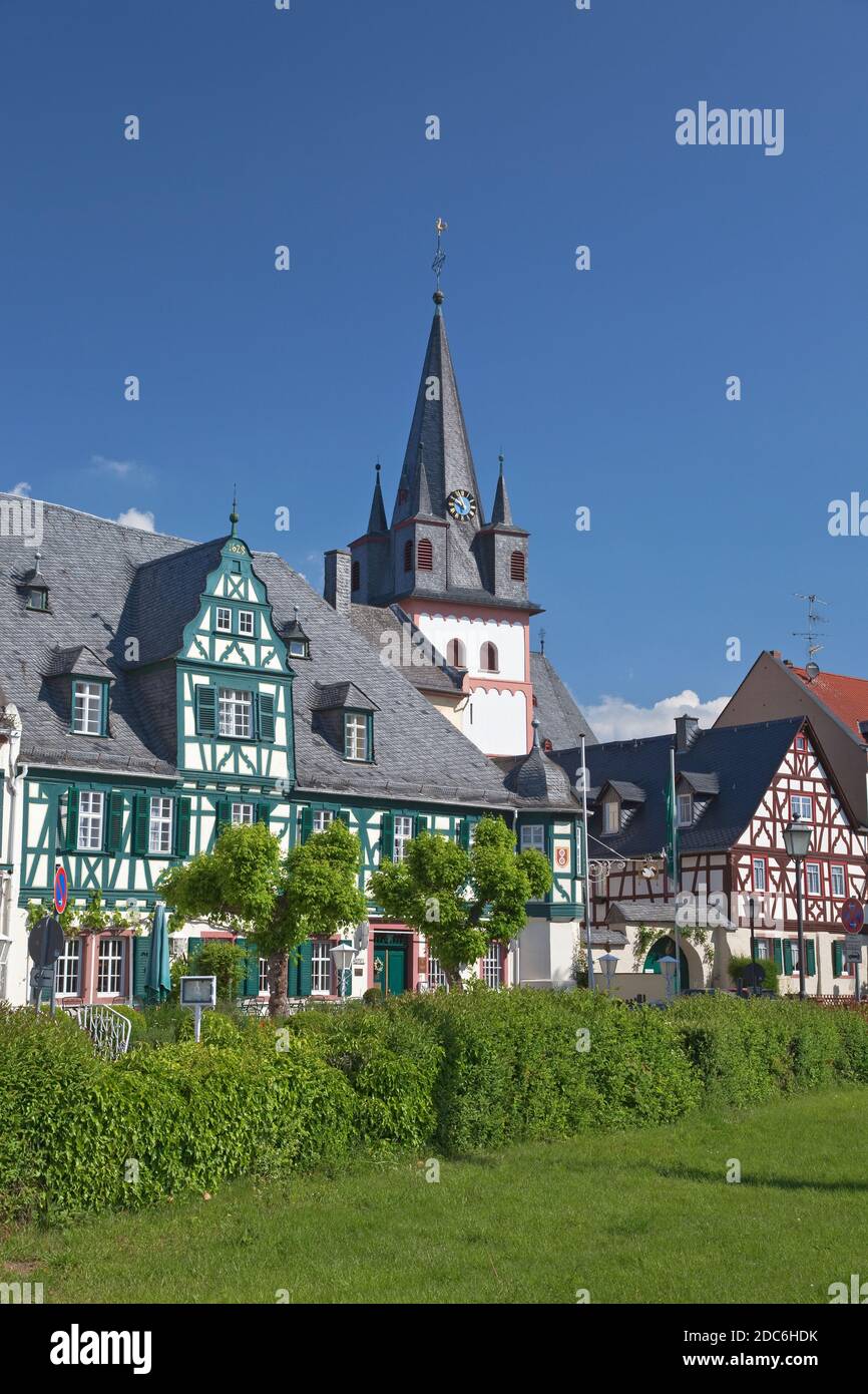 geography / travel, Germany, Hesse, Oestrich-Winkel, hotel and restaurant swan with parish church St. , Additional-Rights-Clearance-Info-Not-Available Stock Photo