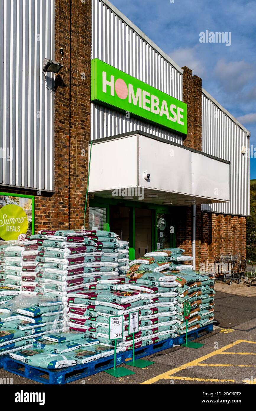 Homebase D.I.Y Store, Lewes, East Sussex, UK. Stock Photo