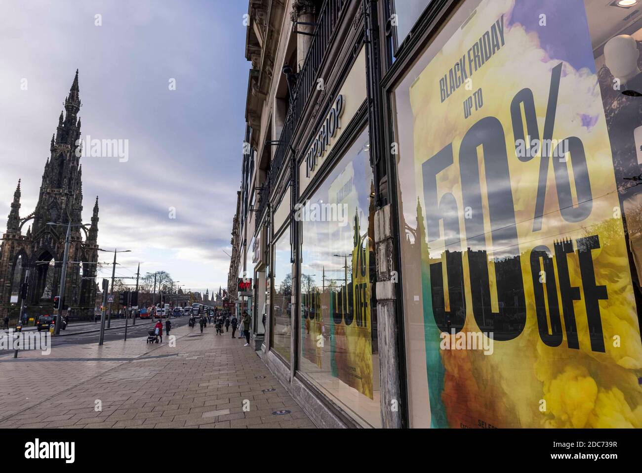 Edinburgh, UK. 19 November, 2020 Pictured: The Top Man store on Edinburgh’s Princes Street promotes its Black Friday sale. Footfall in Edinburgh is much reduced as a result of being in Level 3 lockdown. Credit: Rich Dyson/Alamy Live News Stock Photo