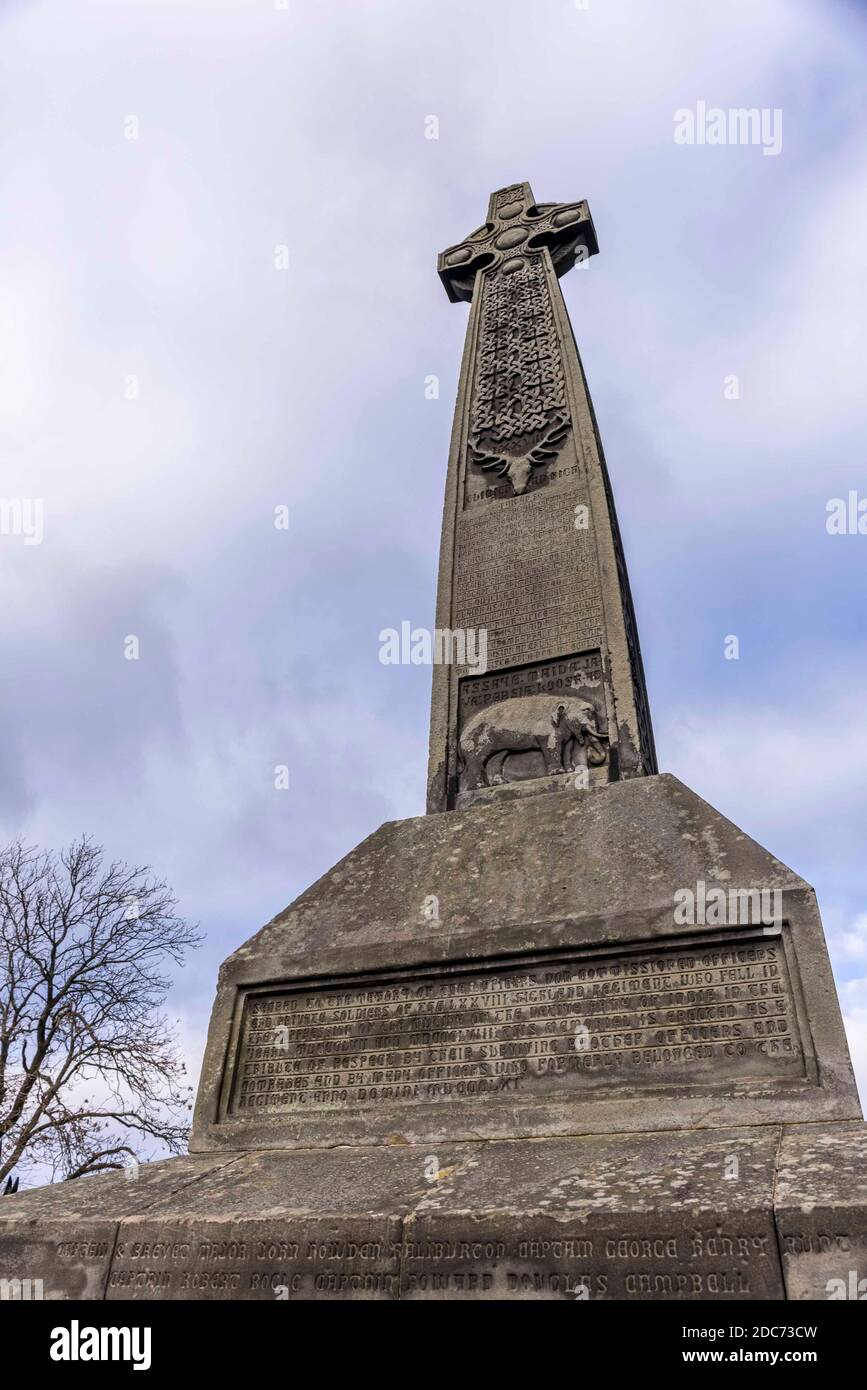 Edinburgh, UK. 19 November, 2020 Pictured: A sign for the India Cross at Edinburgh Castle  that describes British soldiers who fought in the Siege of Lucknow as “heroes” will be replaced with one that is “accurate and balanced”. Credit: Rich Dyson/Alamy Live News Stock Photo