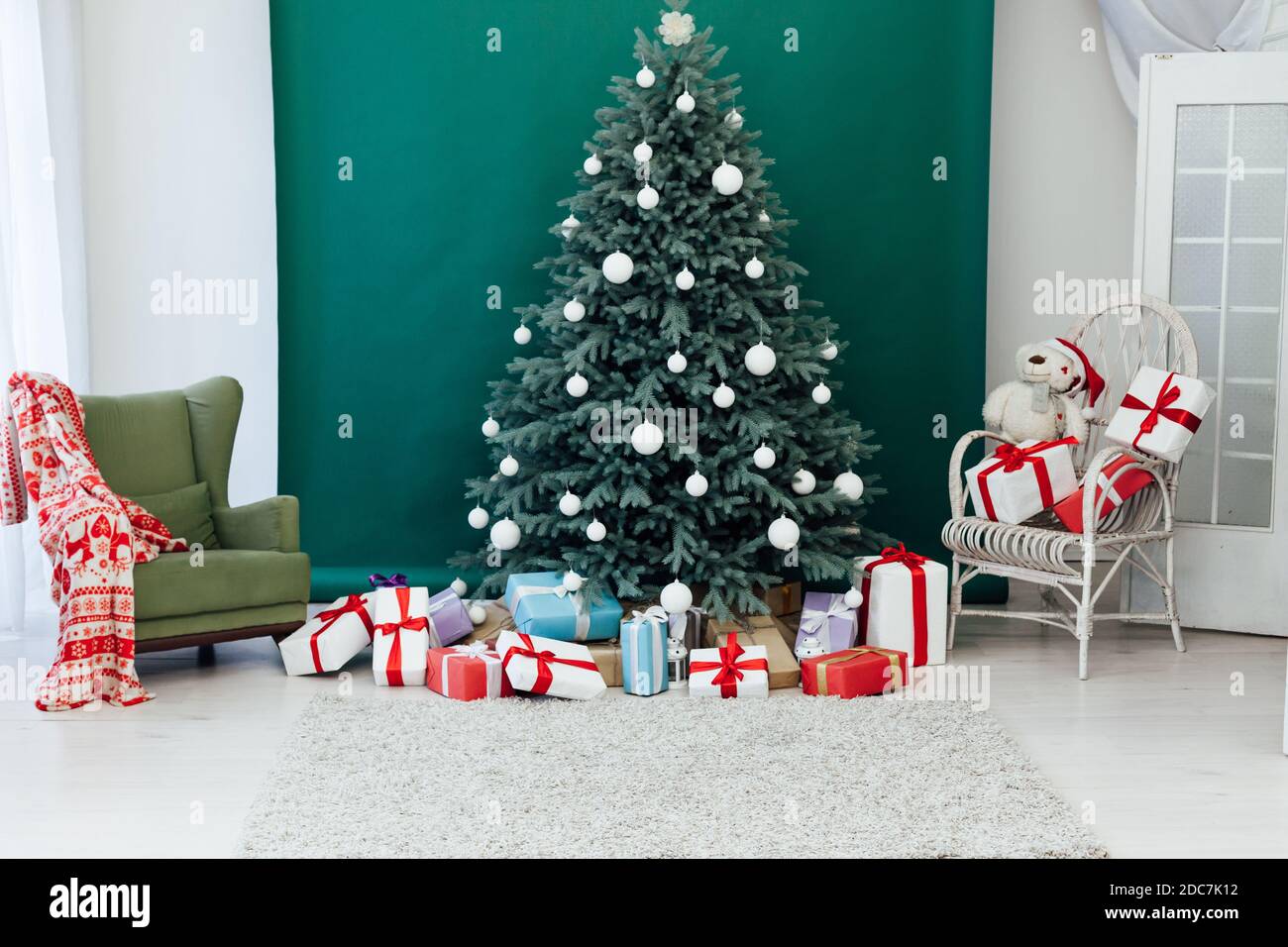 Christmas Tree With Gifts Decor New Year's Eve Winter Background 2021 2022 Stock Photo - Alamy