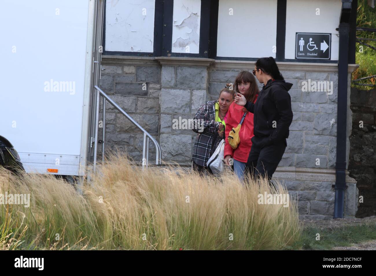 Coronation street cast Sam Aston and Gemini Winter filming   cable car scenes  at Happy Valley  Great Orme Llandudno  North Wales Credit: Mike Clarke Stock Photo