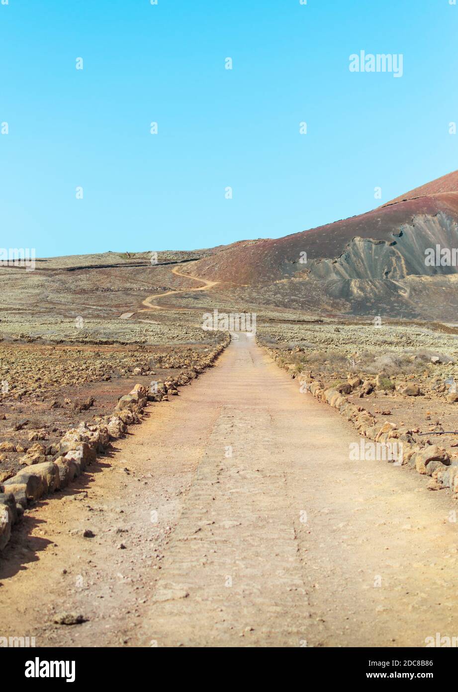 Hondo valley hi-res stock photography and images - Alamy, image size:921x1390