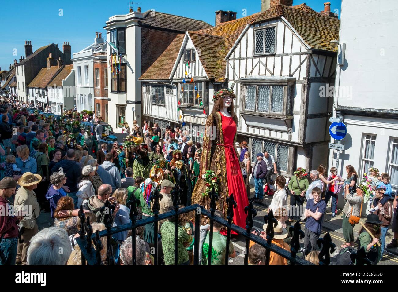 Hastings Old Town, Jack-in-the-Green, Green Man festival. Traditional May Day parade, East Sussex, UK. Crowds lining All Saints Street. Stock Photo
