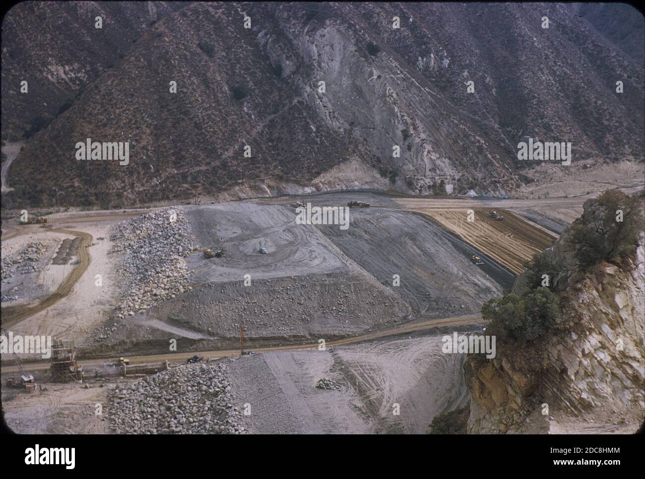 Santa Felicia Dam, 1955-56, Lake Piru, Ventura County Stock Photo