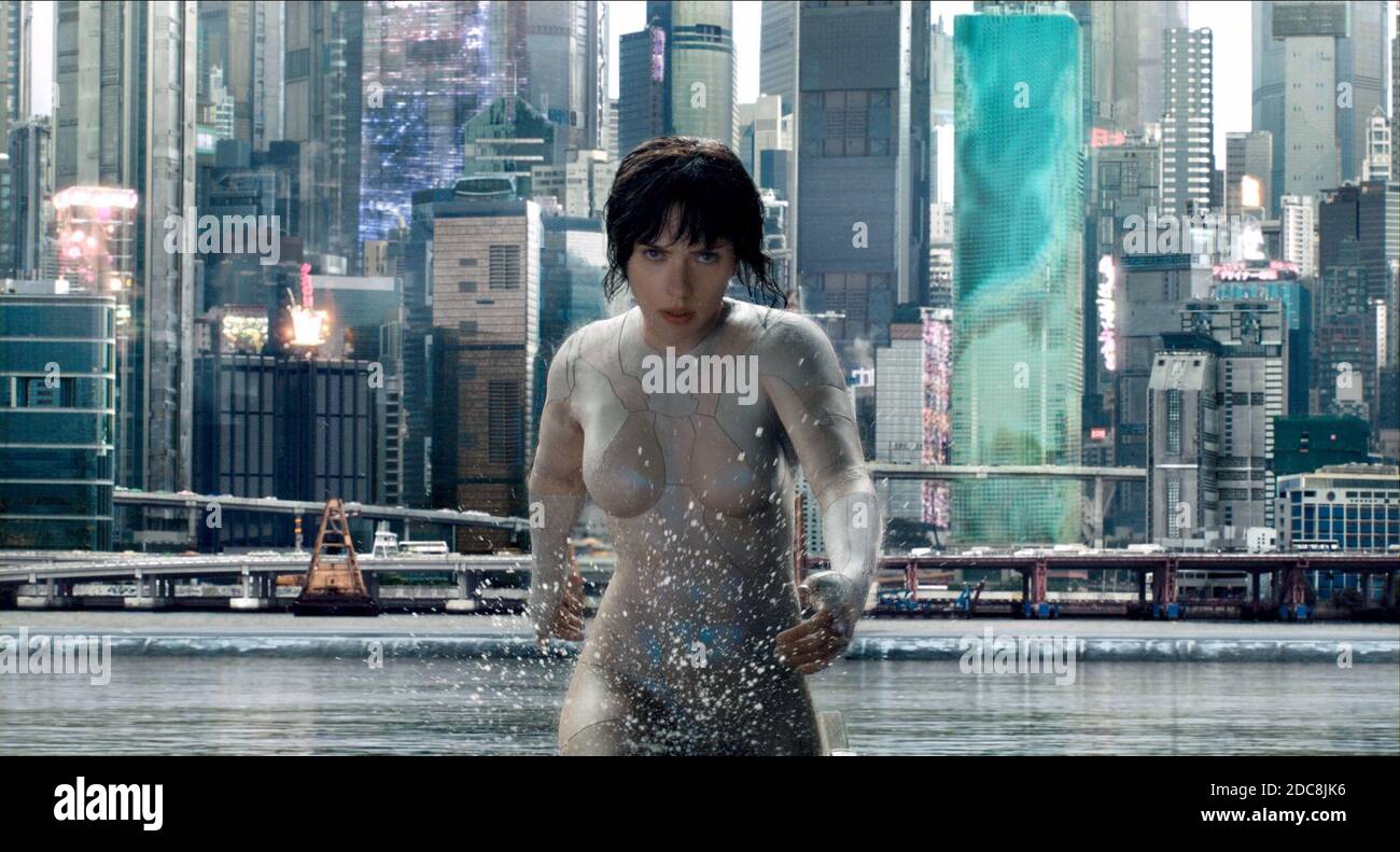 Scarlett Johansson Ghost In The Shell 2017 C Paramount Stock Photo Alamy