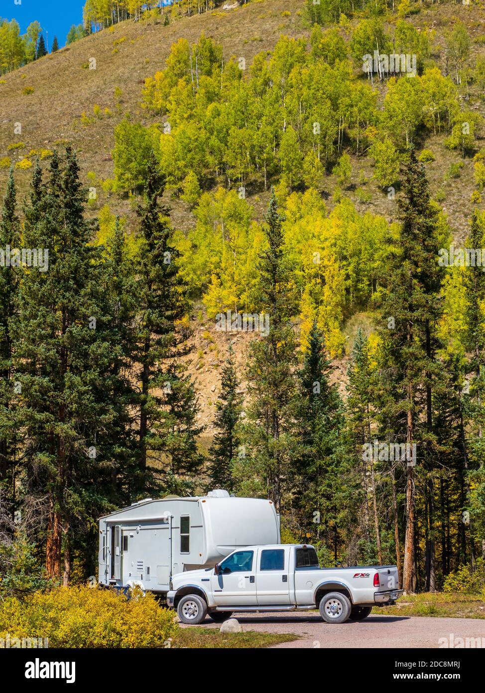 Escape to the Mountains: Your Guide to Colorado's Cayton Campground