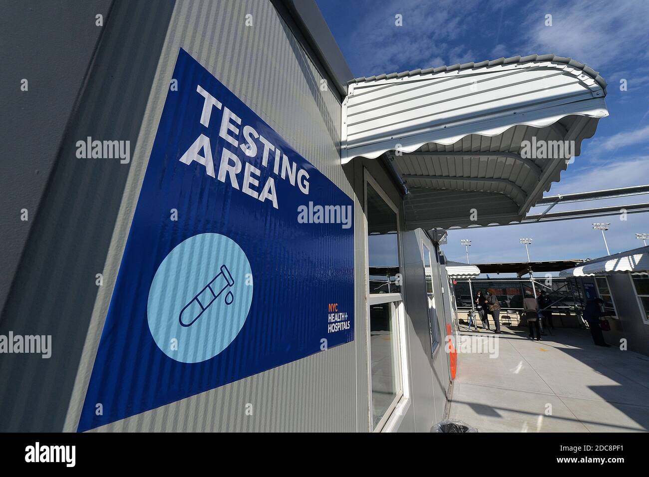 Patient testing area hi-res stock photography and images - Alamy