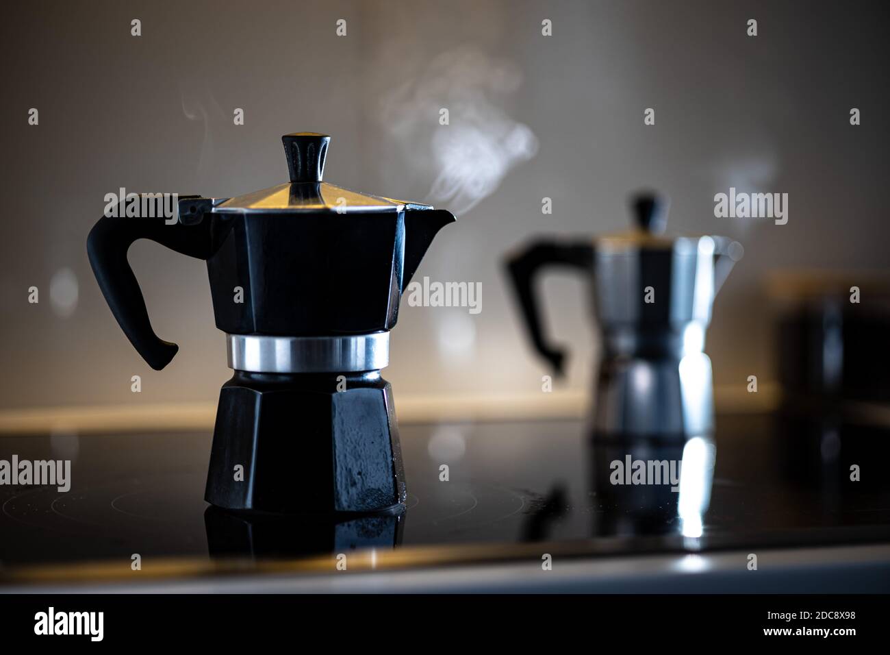 https://c8.alamy.com/comp/2DC8X98/italian-style-stove-top-coffee-maker-moka-pot-2DC8X98.jpg