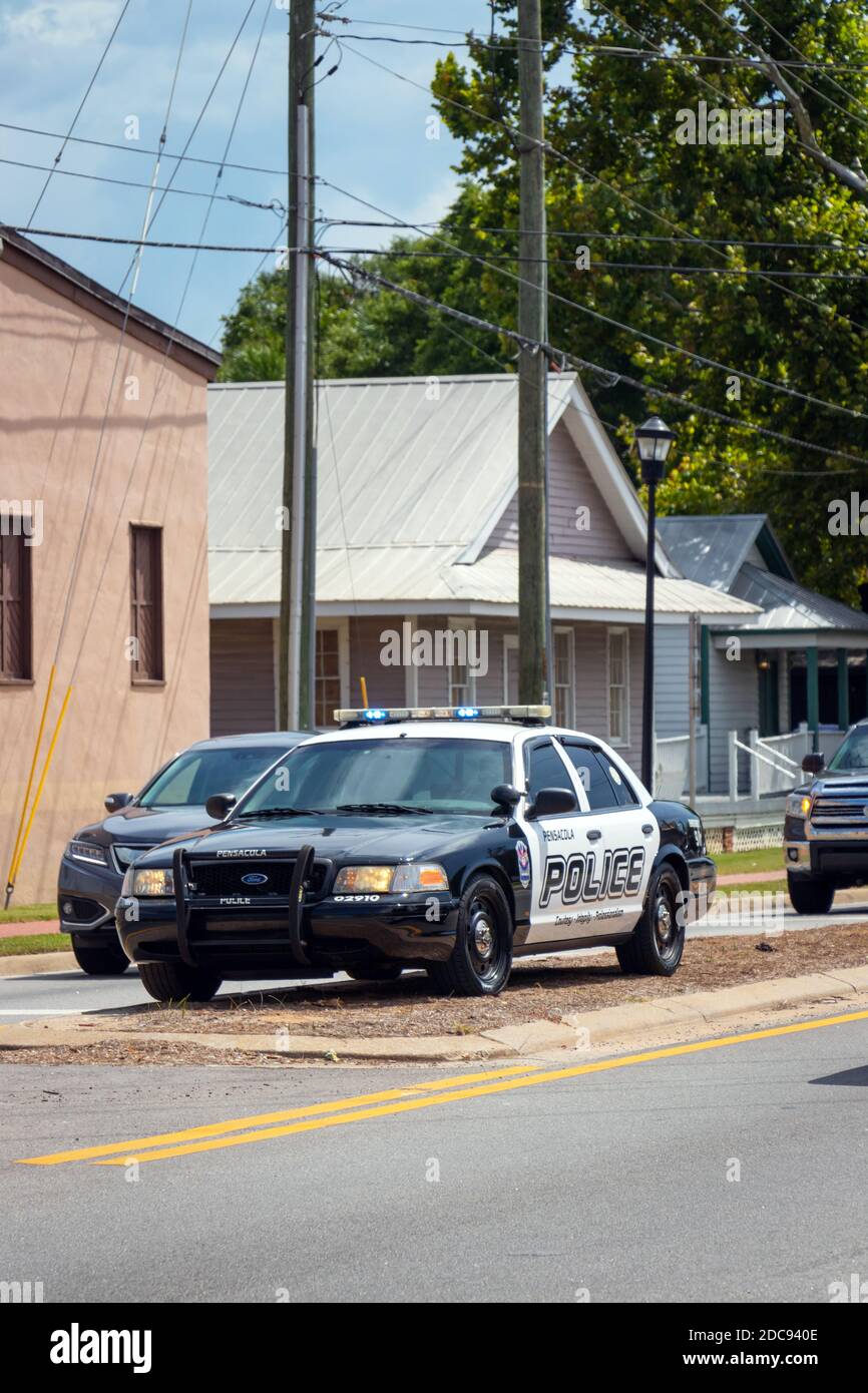 Police car flashing lights usa hi-res stock photography and images - Alamy