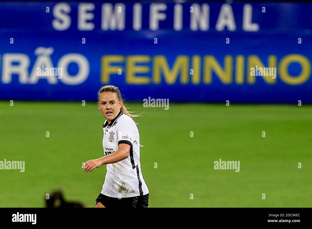 Andressinha (#20 Corinthians) during the Campeonato Brasileiro