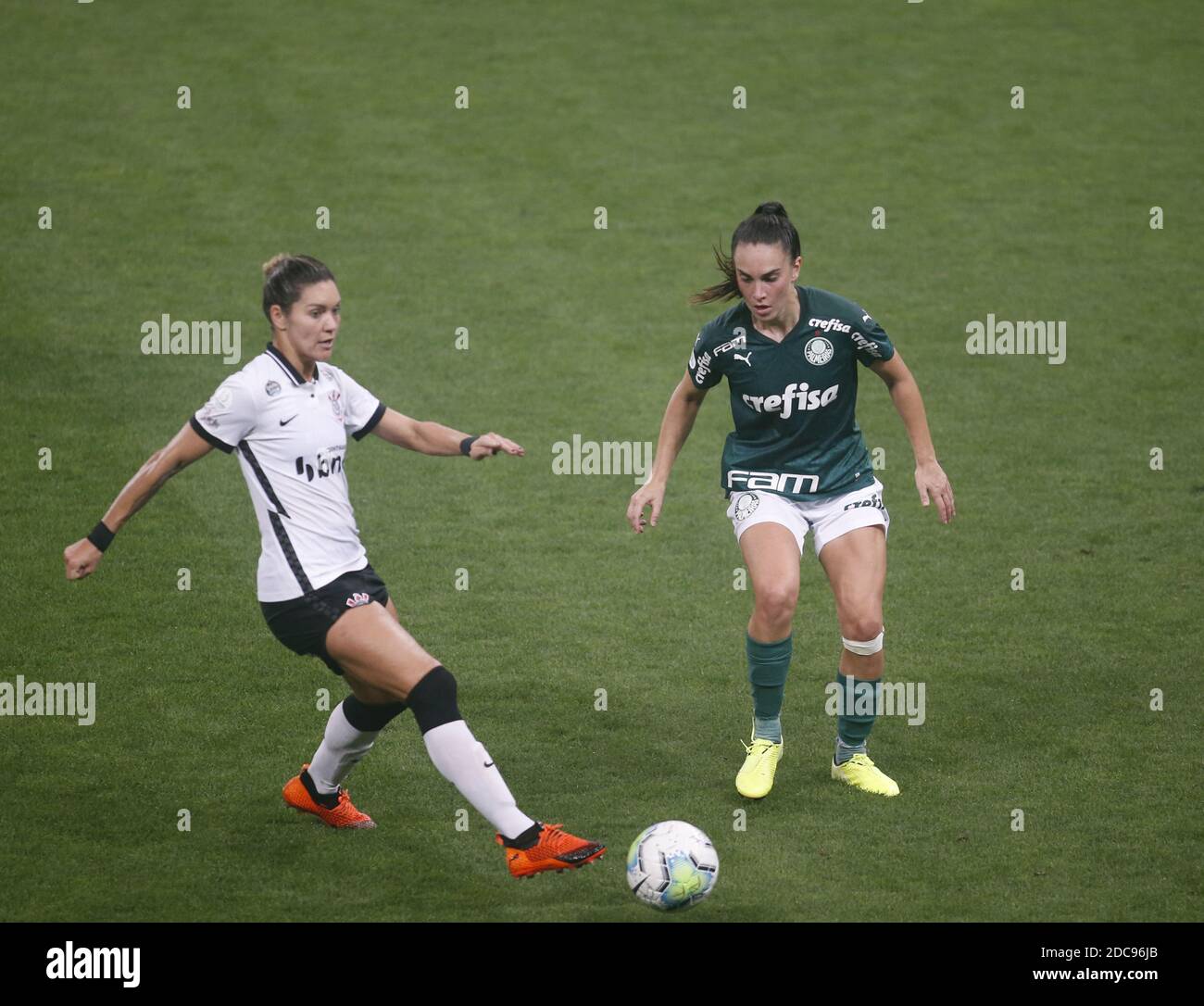 Gabi Zanotti (#10 Corinthians) during the Campeonato Paulista Feminino  football match between Sao Jose EC and Cotrinthians that took place at the  Estadio Martins Pereira. (6257) Credit: SPP Sport Press Photo. /Alamy