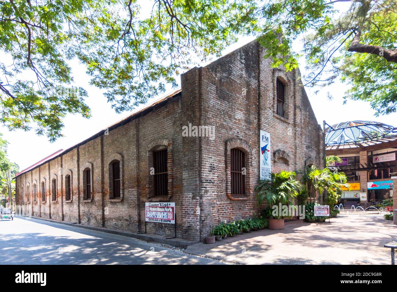 The former tabacalera now the Museo Ilocos Norte in Laoag City, Philippines Stock Photo