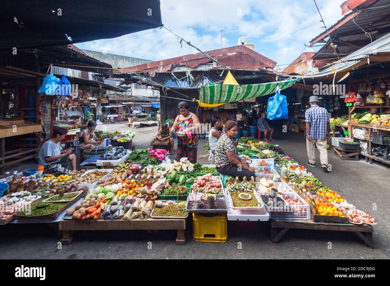 Local vendors inside the Central Market in Iloilo City, Philippines Stock Photo