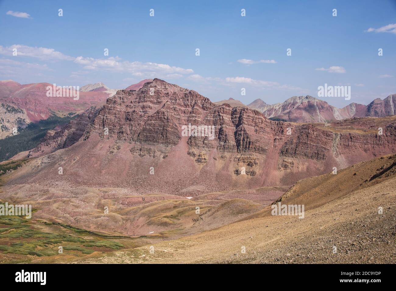 View from the top of the Trailrider Pass on the Maroon Bells Loop ...