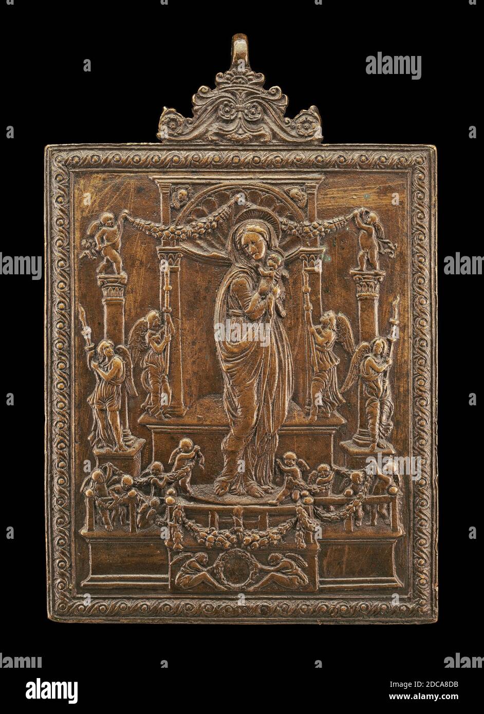 Paduan 15th Century, (artist), Madonna and Child with Angels, c. 1475, bronze, overall (with finial and suspension loop): 13.32 x 8.86 cm (5 1/4 x 3 1/2 in.), overall (height without suspension loop): 12.5 cm (4 15/16 in.), overall (height without finial and suspension loop): 10.84 cm (4 1/4 in.), overall (inner field): 9.55 x 7.55 cm (3 3/4 x 3 in.), gross weight: 227.32 gr (0.501 lb Stock Photo