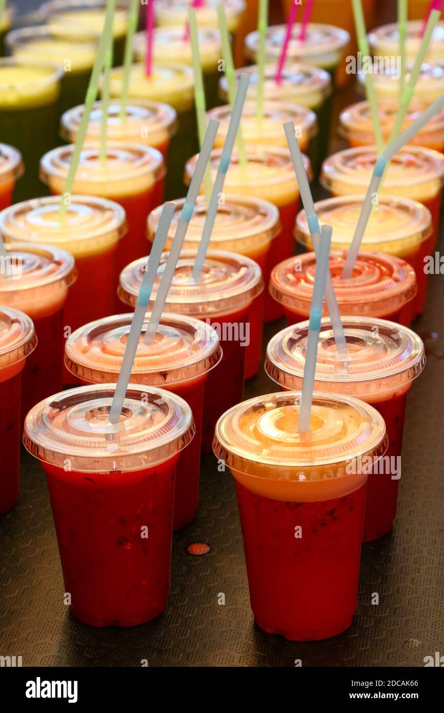Plastic smoothie cup hi-res stock photography and images - Alamy
