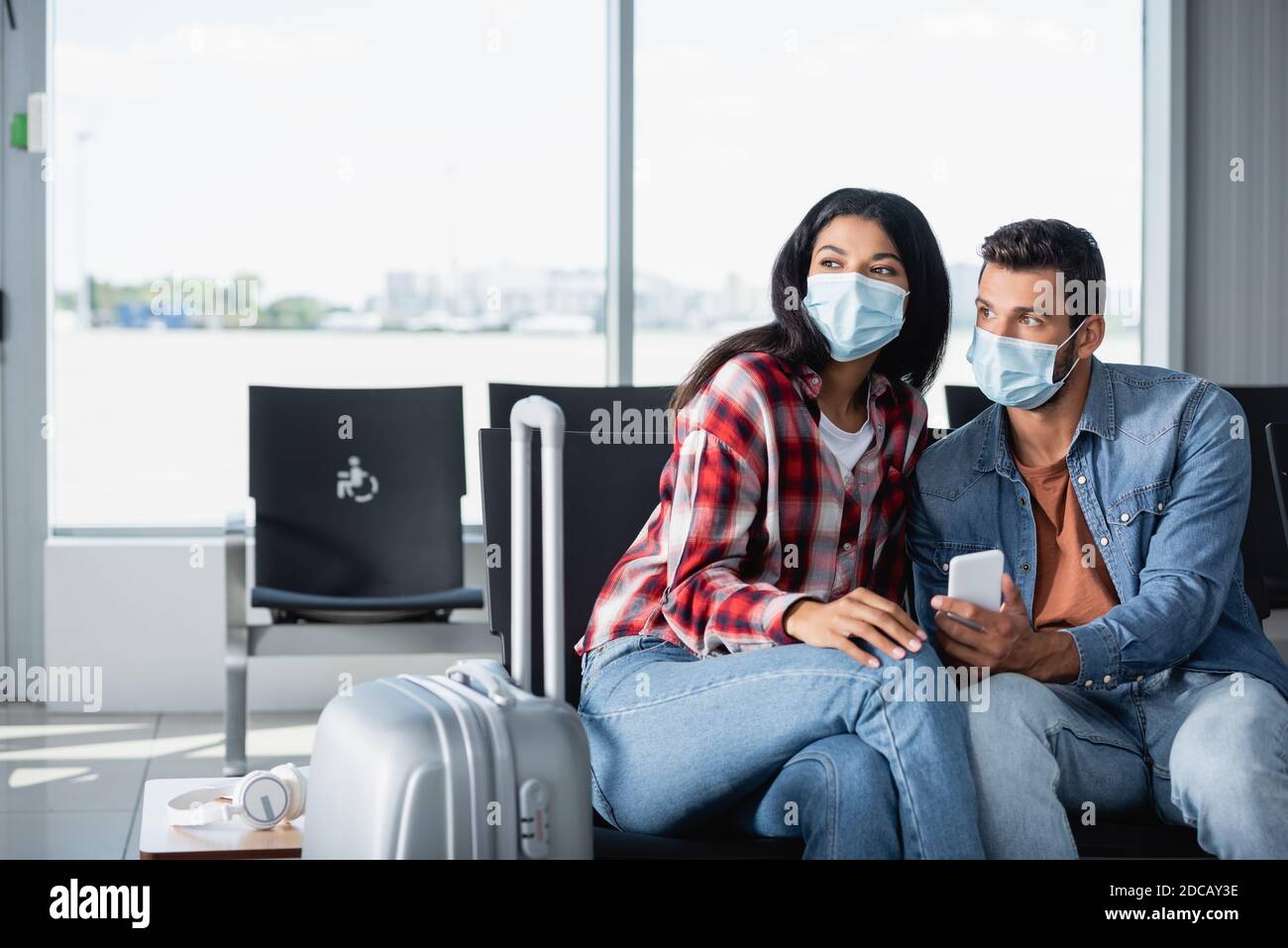Couple tourists in medical hi-res stock photography and images - Alamy