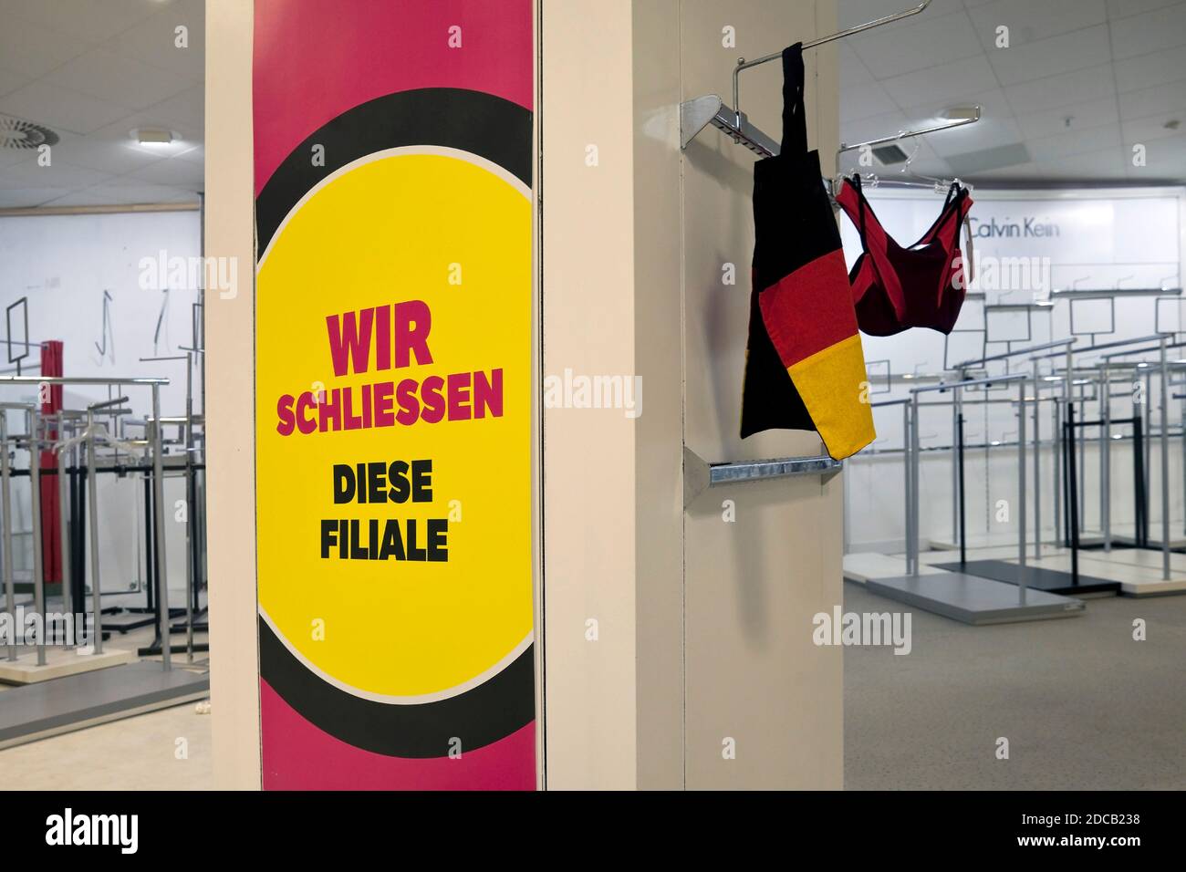 Galeria Kaufhof, empty shelves, store closing, Germany, North Rhine-Westphalia, Ruhr Area, Witten Stock Photo