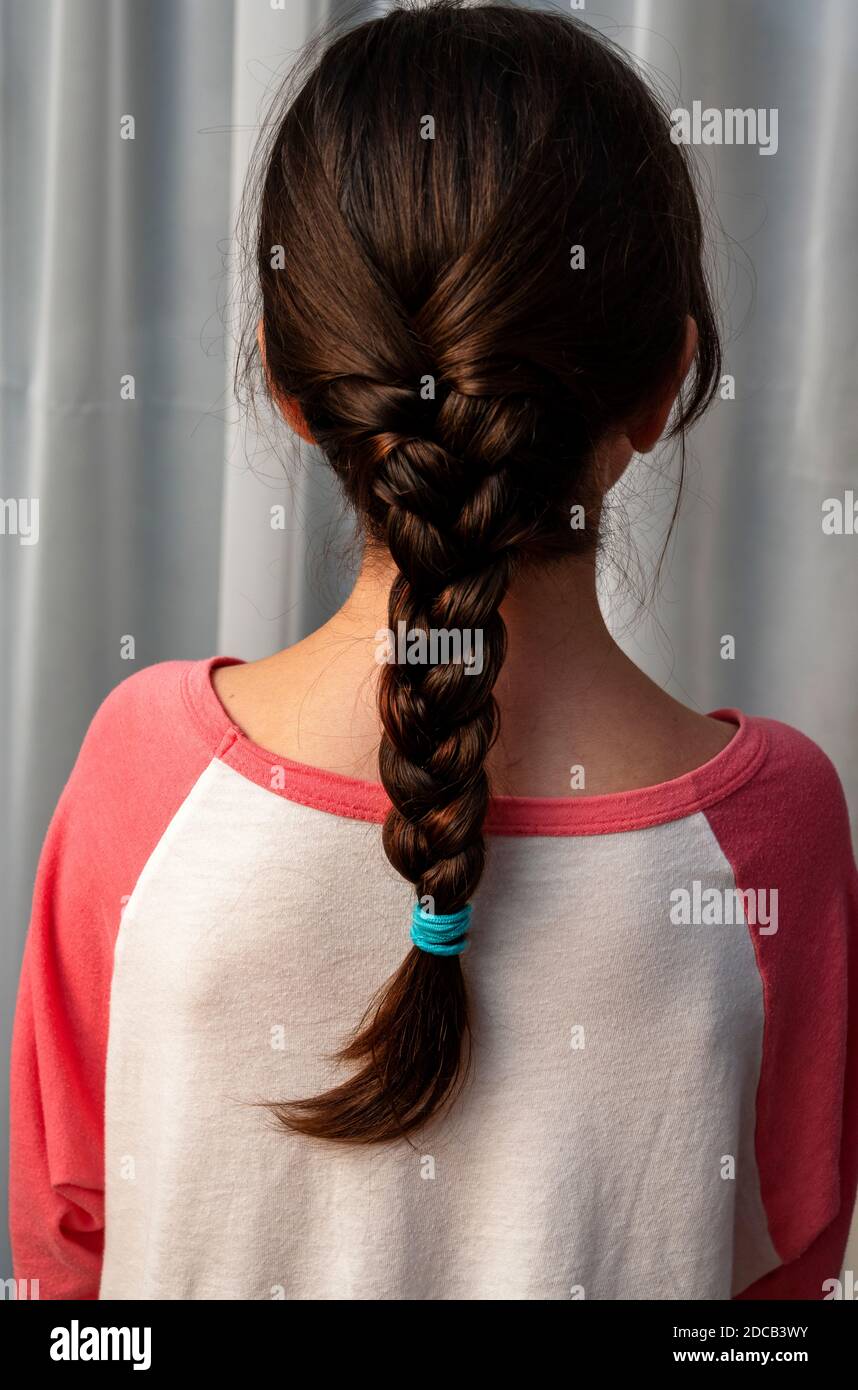 Ponytail hairstyles hi-res stock photography and images - Alamy