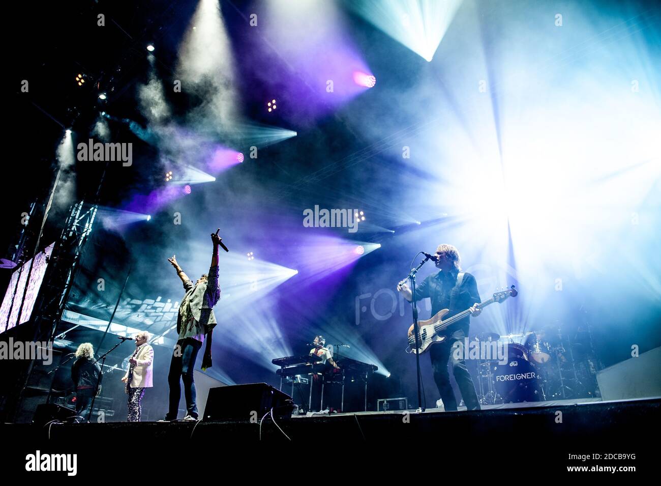 Foreigner band hi-res stock photography and images - Alamy