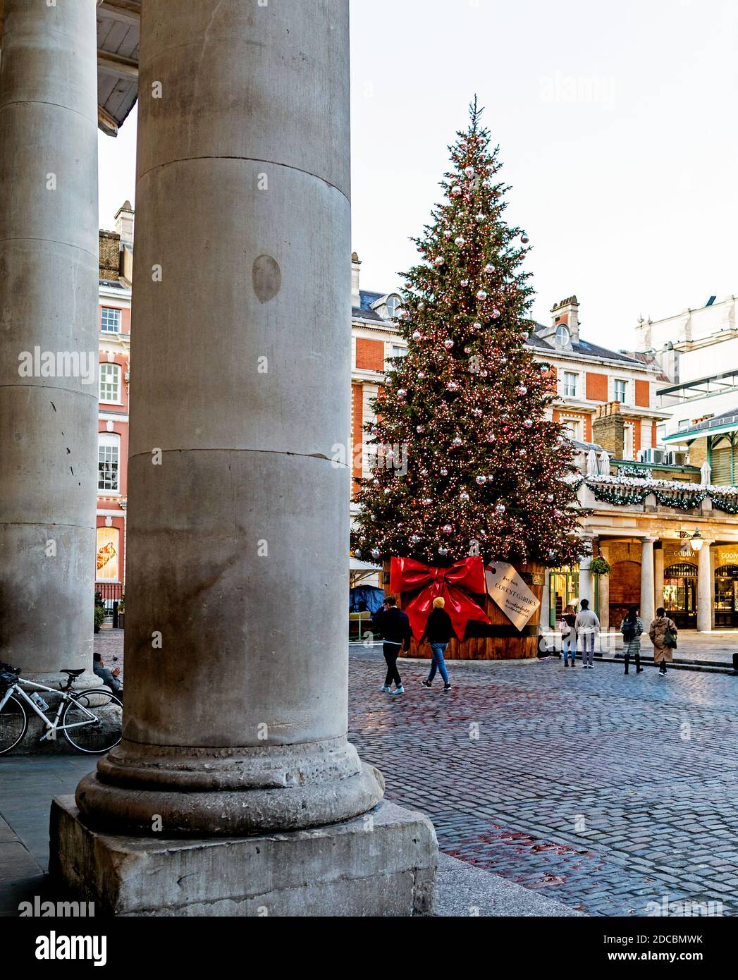 The Christmas Tree at Night Covent Garden London UK Stock Photo Alamy
