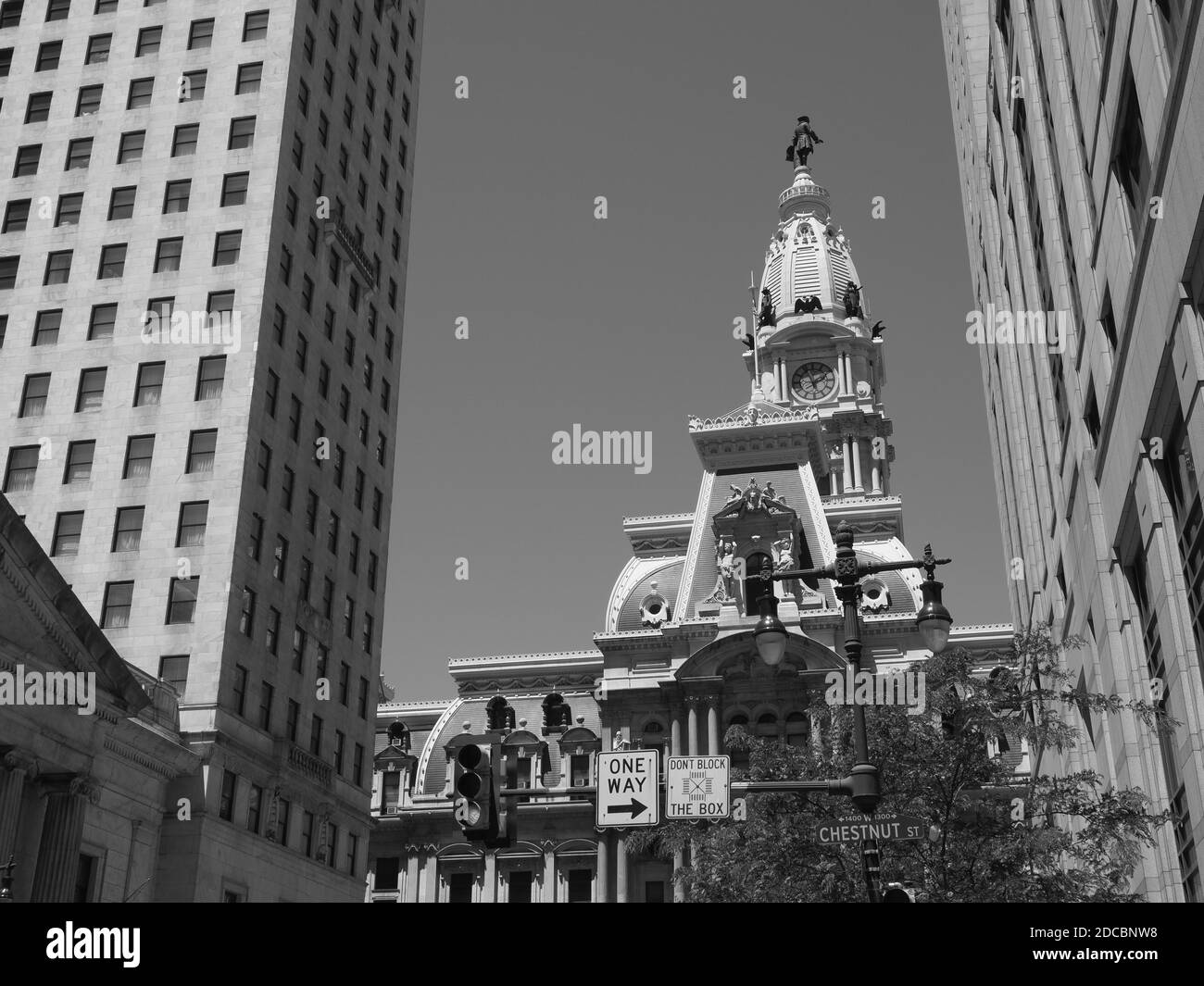 Old city hall philadelphia Black and White Stock Photos & Images Alamy