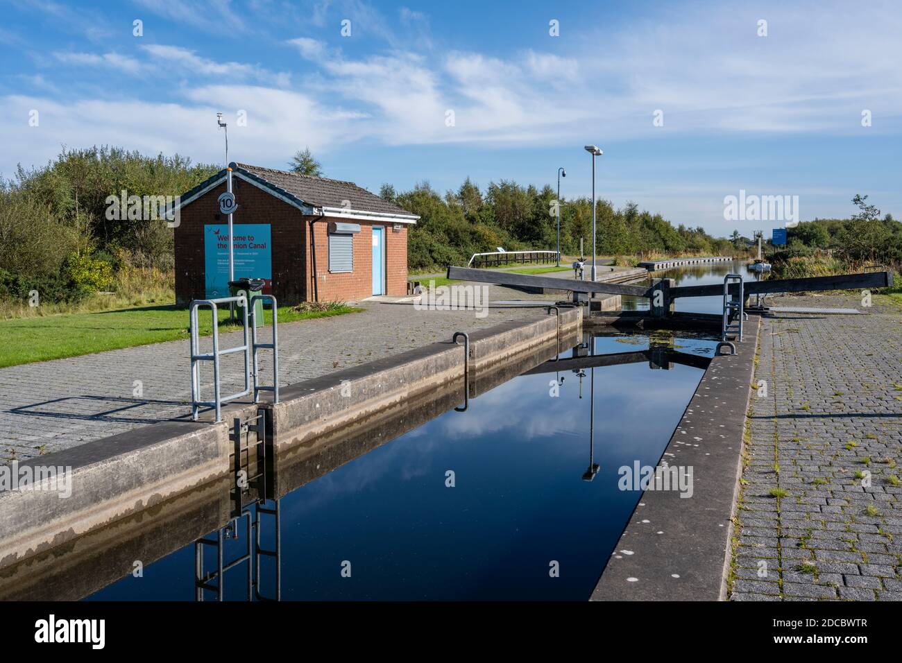 Lock 9 on the Union Canal, the final lock at the Falkirk Wheel end of the canal, in Falkirk, Scotland, UK Stock Photo
