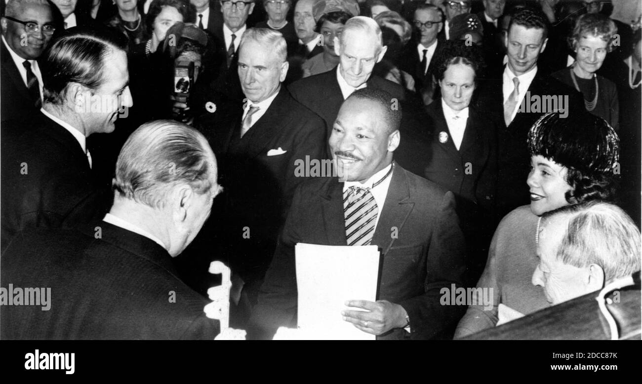 The leader of the civil rights movement in America, The Reverend Martin Luther King, accepting his Nobel Peace prize in 1964 in Oslo, Norway from King Olav. Stock Photo
