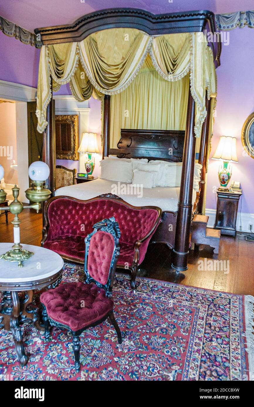 Mississippi Vicksburg Cedar Grove Mansion Inn,hotel built 1840 inside interior guest room canopy bed, Stock Photo