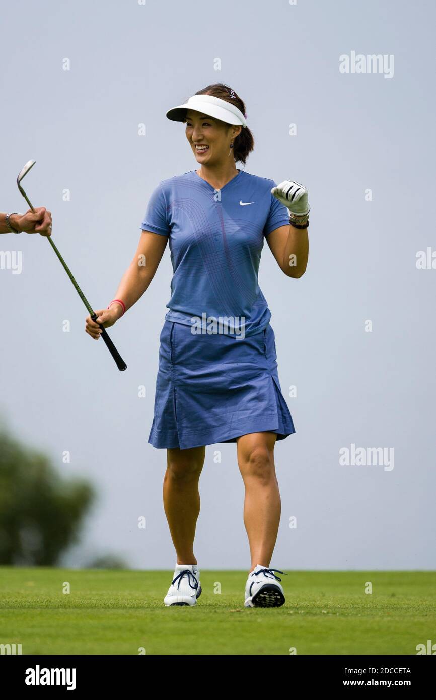 Grace Park Of South Korea Playing Short Iron Shot On 15th Hole Evian Masters 2002 12 15th June 2002 Evian Masters Golf Club Evian Les Bains Rhone Stock Photo Alamy