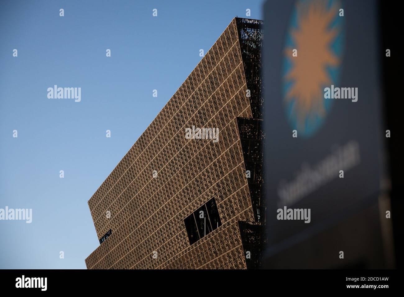 Washington, USA. 20th Nov, 2020. A general view of the National Museum of African American History and Culture (NMAAHC), a Smithsonian Institution, in Washington, DC, on November 20, 2020, amid the coronavirus pandemic. As confirmed COVID-19 case counts soar across the country, Smithsonian Institutions in Washington announced they would be closing again starting next week. (Graeme Sloan/Sipa USA) Credit: Sipa USA/Alamy Live News Stock Photo