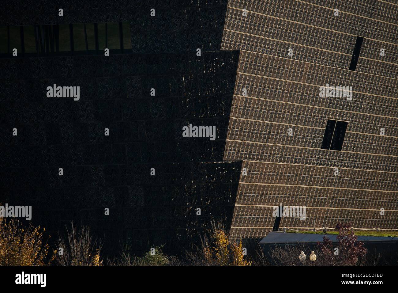 Washington, USA. 27th Jan, 2020. A detail view of the National Museum of African American History and Culture (NMAAHC), a Smithsonian Institution, in Washington, DC, on November 20, 2020, amid the coronavirus pandemic. As confirmed COVID-19 case counts soar across the country, Smithsonian Institutions in Washington announced they would be closing again starting next week. (Graeme Sloan/Sipa USA) Credit: Sipa USA/Alamy Live News Stock Photo