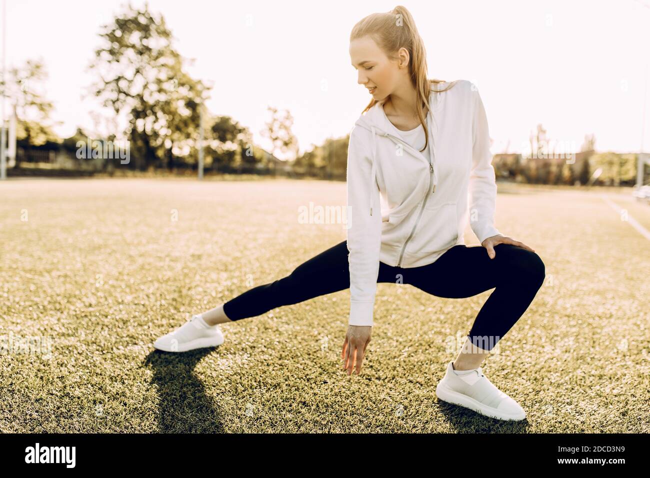 Slender athletic girl doing morning hi-res stock photography and images -  Alamy