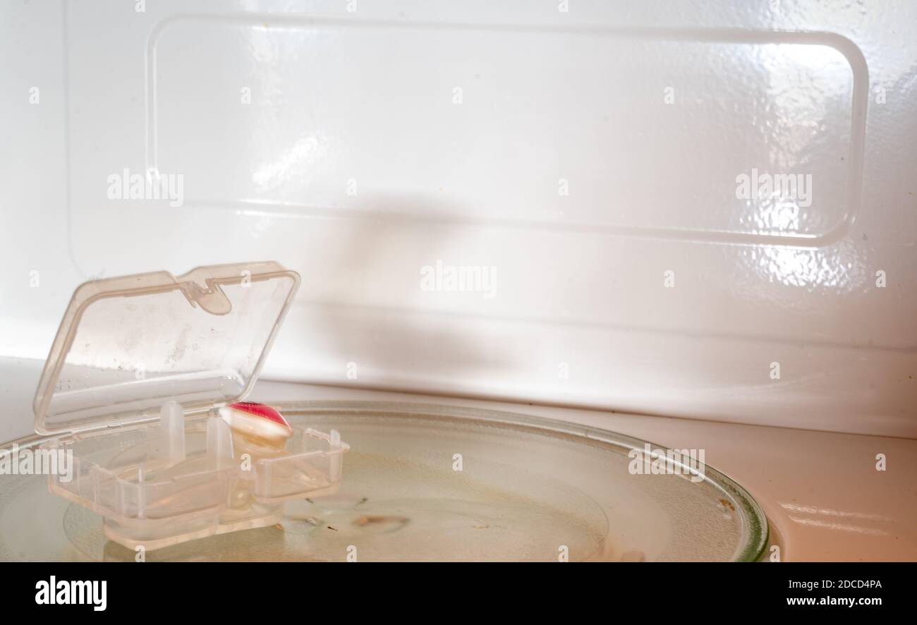 Sterilize in boiling water hires stock photography and images Alamy
