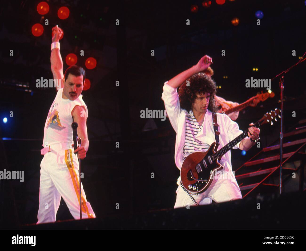 The British rock band Queen in concert at the Råsunda Football Stadium,Stockholm,Sweden 7th June 1986: Freddie Mdercury and Brian May Stock Photo