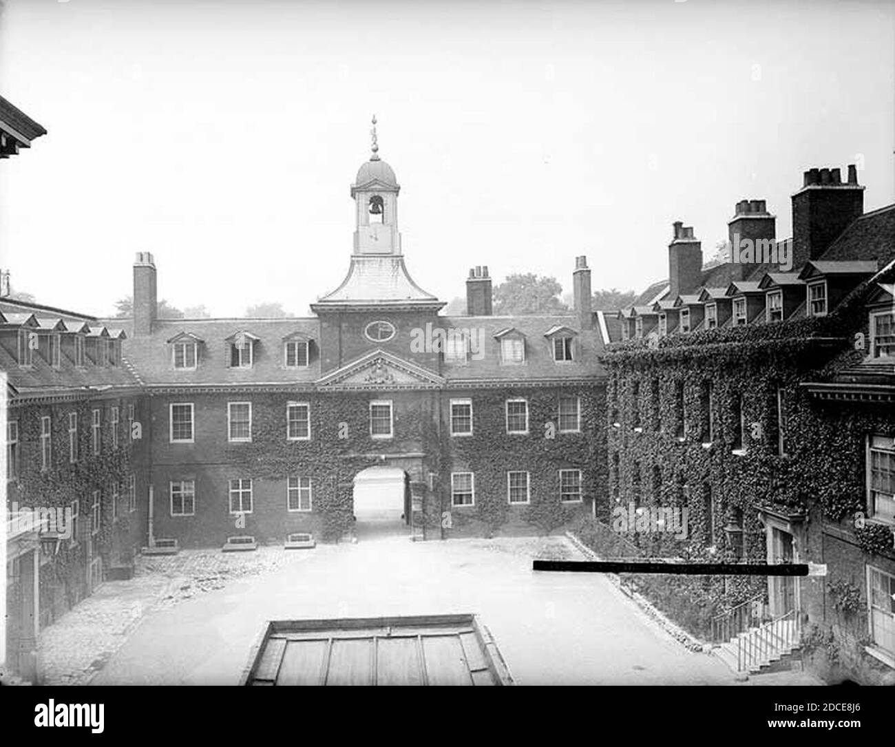 Kensington palace Black and White Stock Photos & Images Alamy