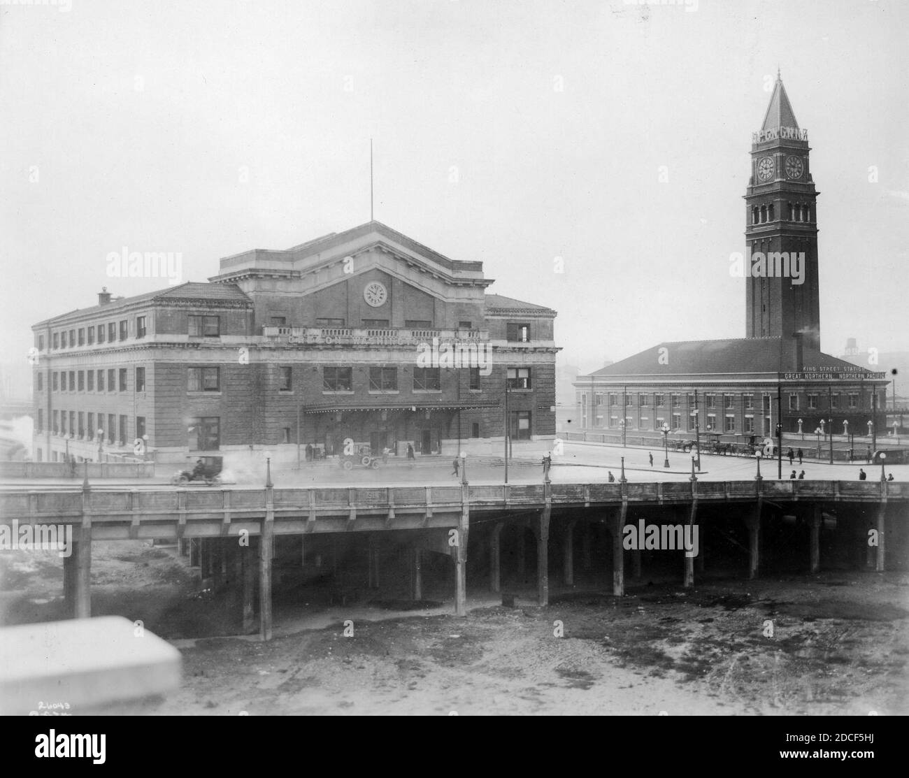 King street station hi-res stock photography and images - Alamy