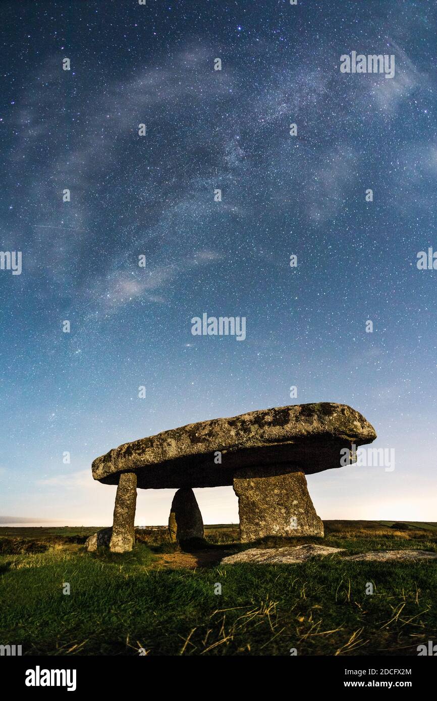 Lanyon Quoit at Night with Stars; Cornwall; UK Stock Photo - Alamy